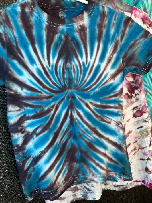 Black and blue children’s spider tie-dye