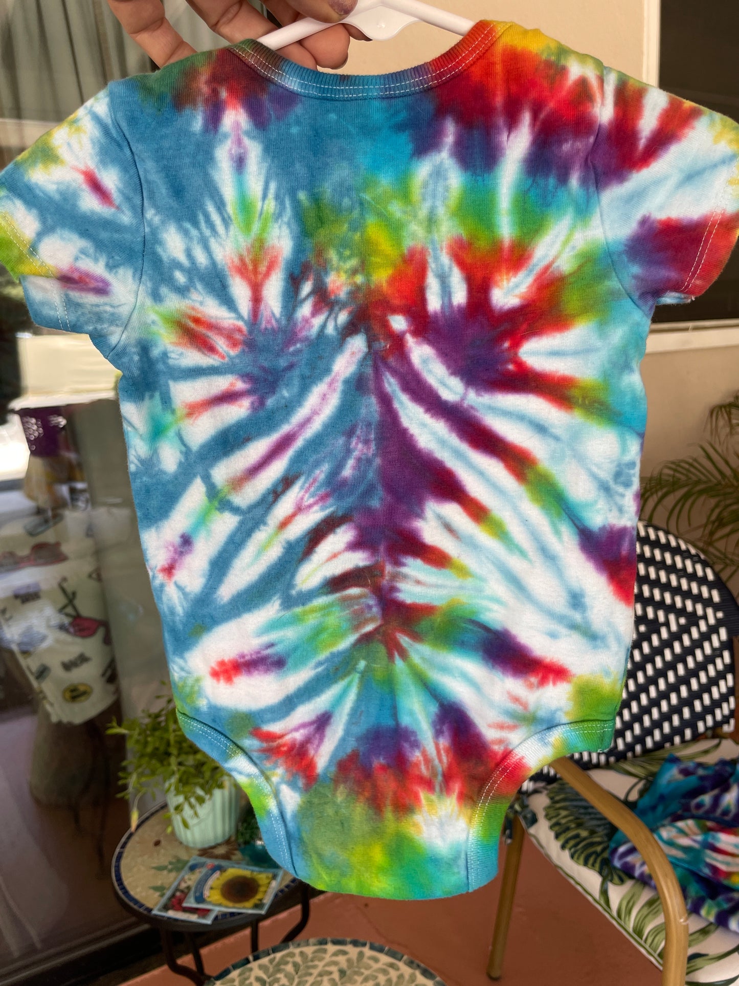 Tie-dye baby Onsie 6-9 months rainbow Purple Heart